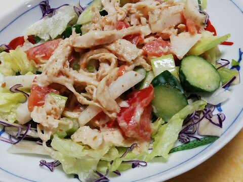 ほぐしチキンと野菜のまろやかごまわさびサラダ